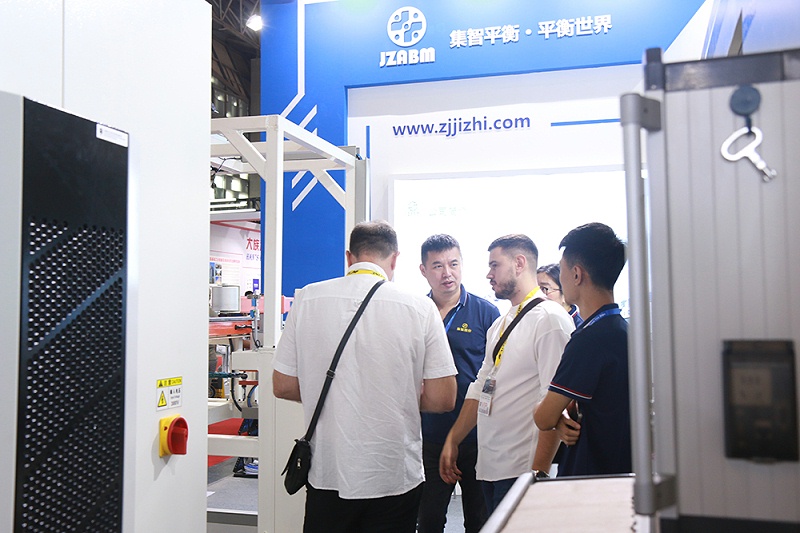 杭州尊龙凯时人生就是博轮胎轮毂展会现场 杭州尊龙凯时人生就是博轮胎轮毂展会现场